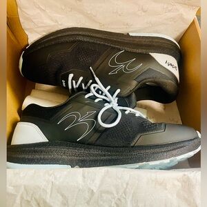 Gdefy Women's Black Athletic Shoes